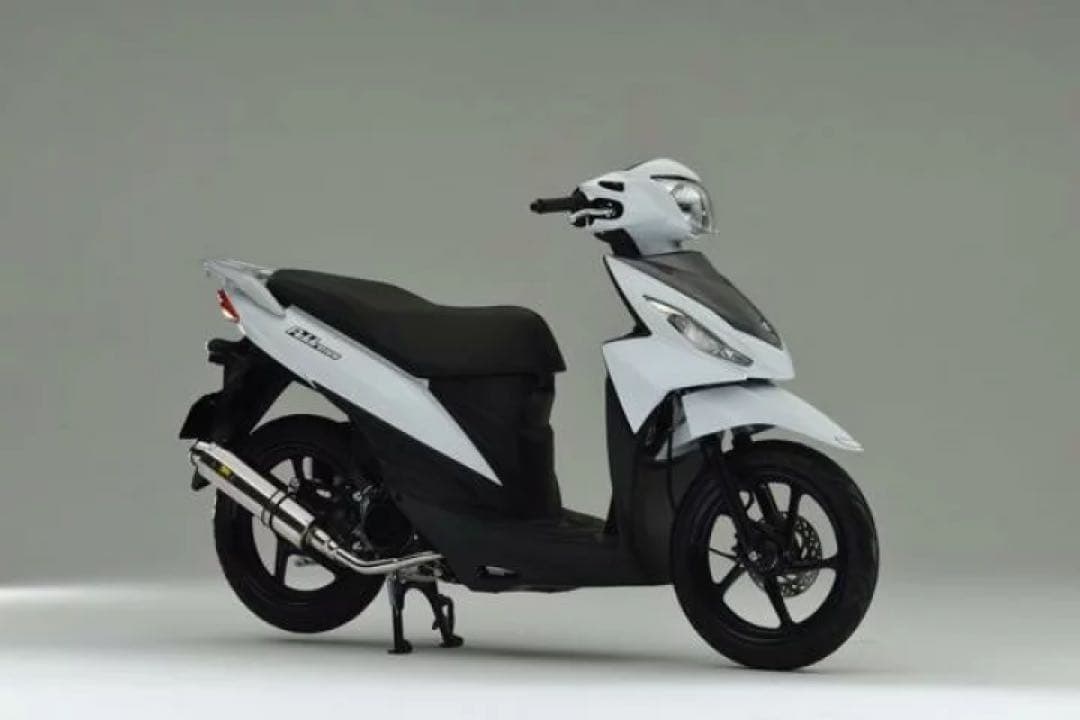 Realize スズキアドレス110 22Racing CE47A マフラー