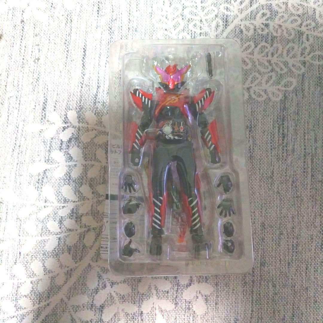 フィギュアーツ　仮面ライダービルド　ラビットラビット　タンクタンク　2体セット