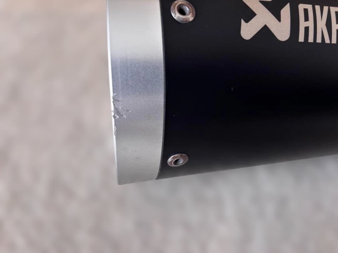 Z900RSアクラポビッチ スリップオンマフラー チタン ブラック JMCA対応