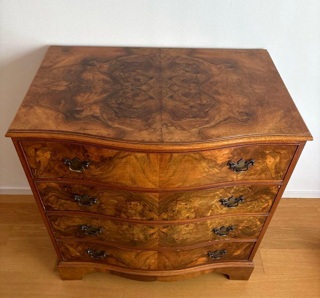 英国アンティーク　ウォールナット チェスト ドロワーズ 4段　イギリス