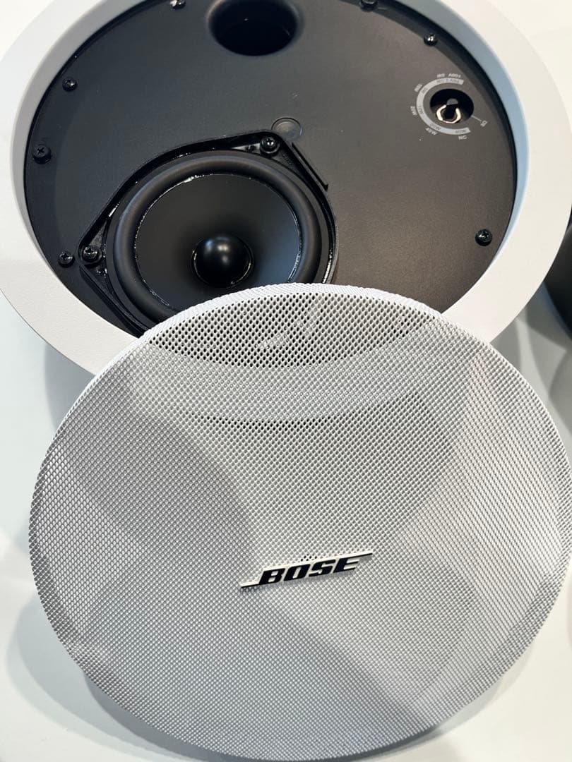 BOSE　DS40F ホワイト　天井埋め込みスピーカー 2台セット①