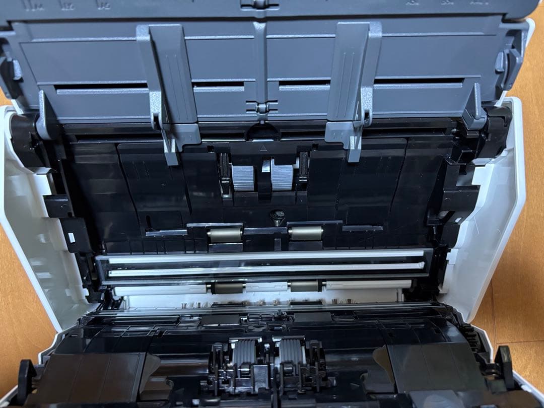 【美品】 ScanSnap iX1600 ドキュメントスキャナー ホワイト