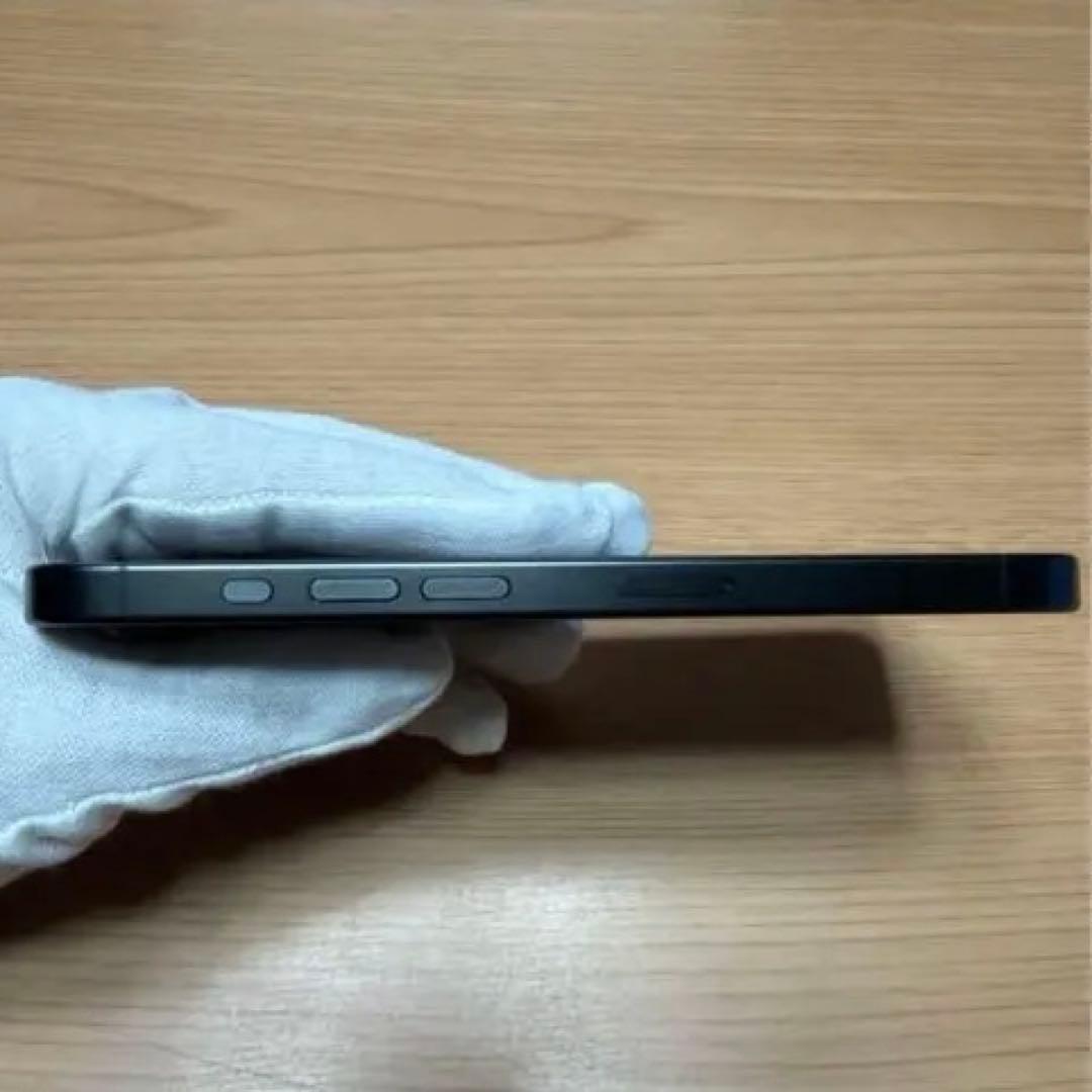 iPhone 15PRO 256GB ブラックチタニウム　SIMフリー
