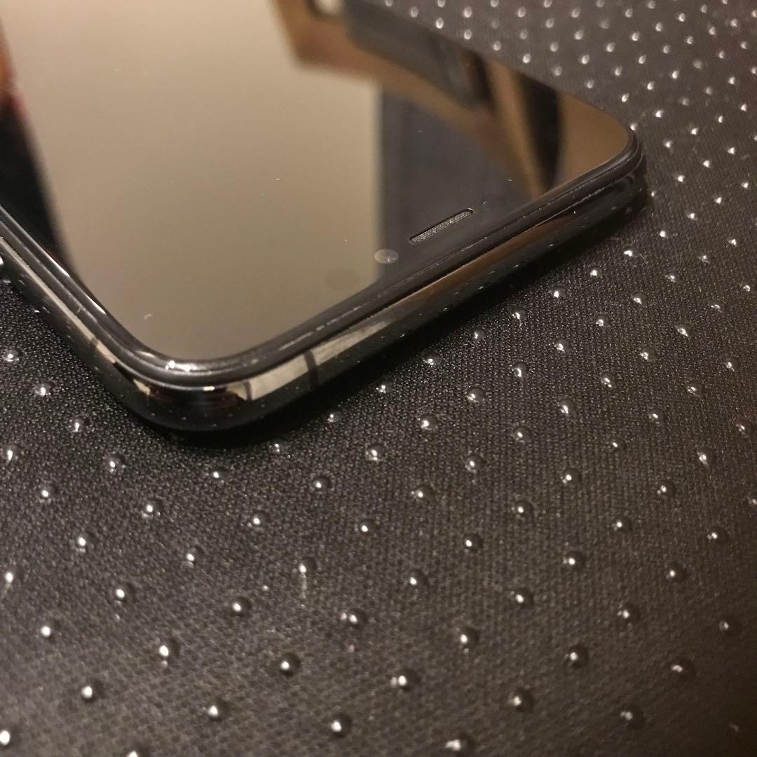 【美品】iPhone Xs 64GB SIMフリー スペースグレー 本体のみ