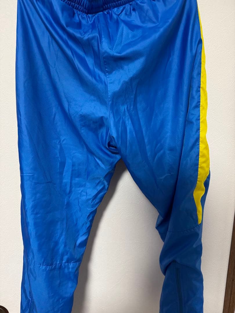 国見中サッカー　PUMA ウィンドブレーカー