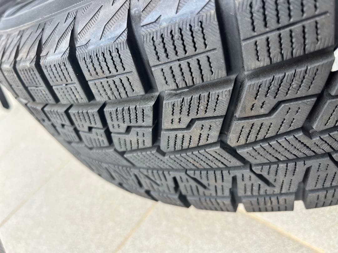 Yokohama ice GUARD IG70 17インチ冬用タイヤ