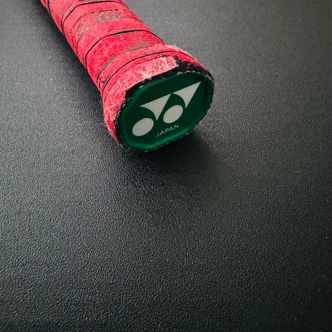 【美品】YONEX ナノフレア700 バドミントンラケット 5UG6