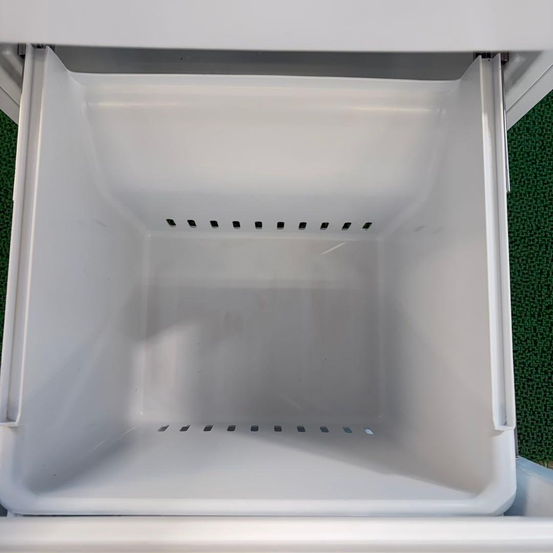 761 少し大きめサイズ　冷蔵庫　156L 小型　一人暮らし　2024年製