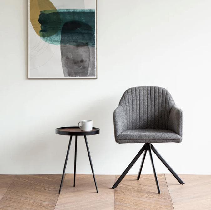 丸テーブル 三ツ足ラウンドサイドテーブル カフェテーブル 素材：ウォルナット