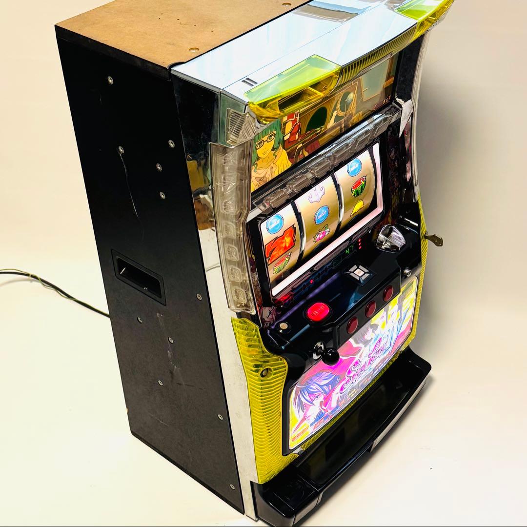 送料無料！ 名機 スカイラブ4 不要機 付き