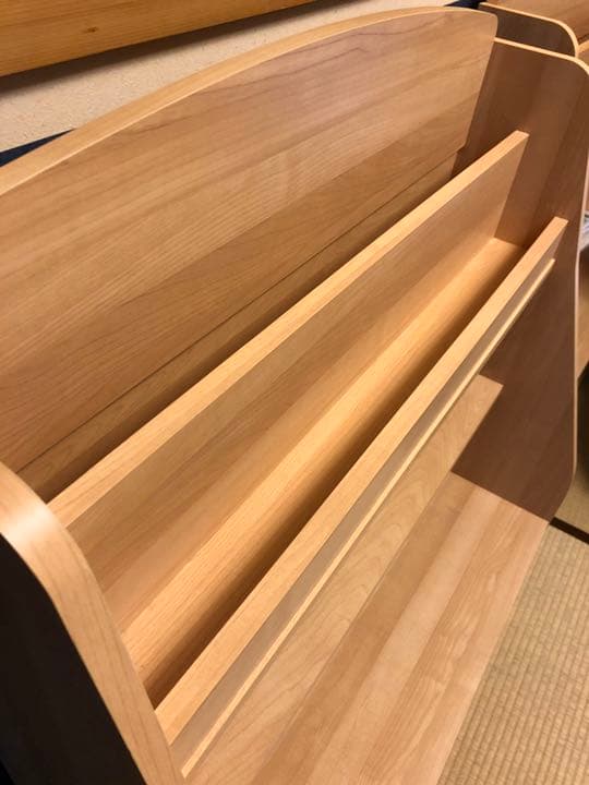 絵本ラック　ワールドワイドキッズ　収納棚　本棚