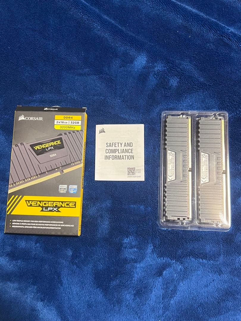 ⭐︎美品　Corsair Vengeance LPX DDR4 32GB