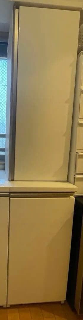 ニトリ　リガーレ　食器棚　キッチンカウンター 上部収納付き