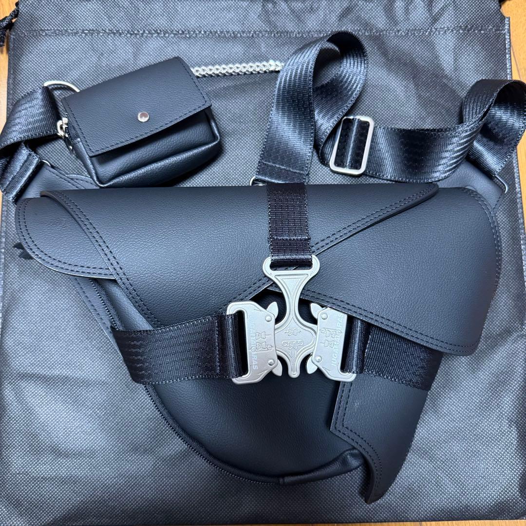 【美品】iugamakaras トリプルカバード ショルダーバッグ ブラック