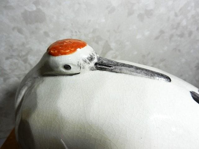 箱書き「鶴　富多物　荷平」、朱文印「謹製」、底印「醍醐　荷平」の蓋物