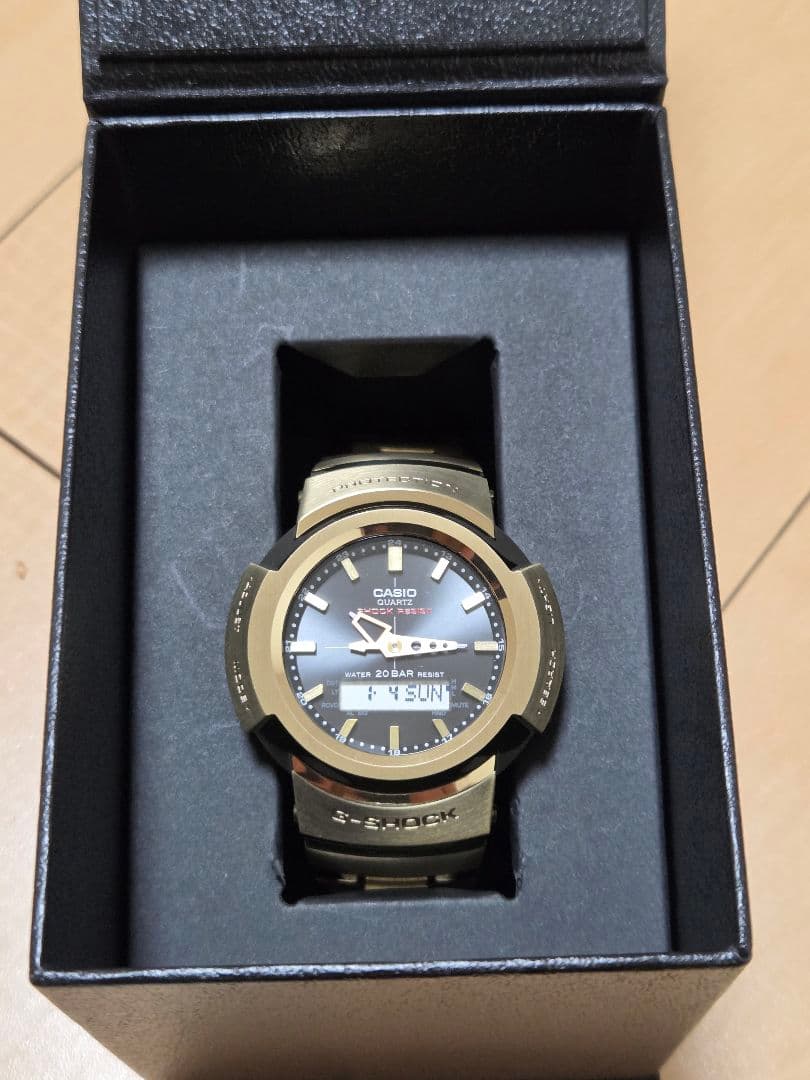 【新品未使用】G-SHOCK AWM-500GD-9AJF メタルゴールド