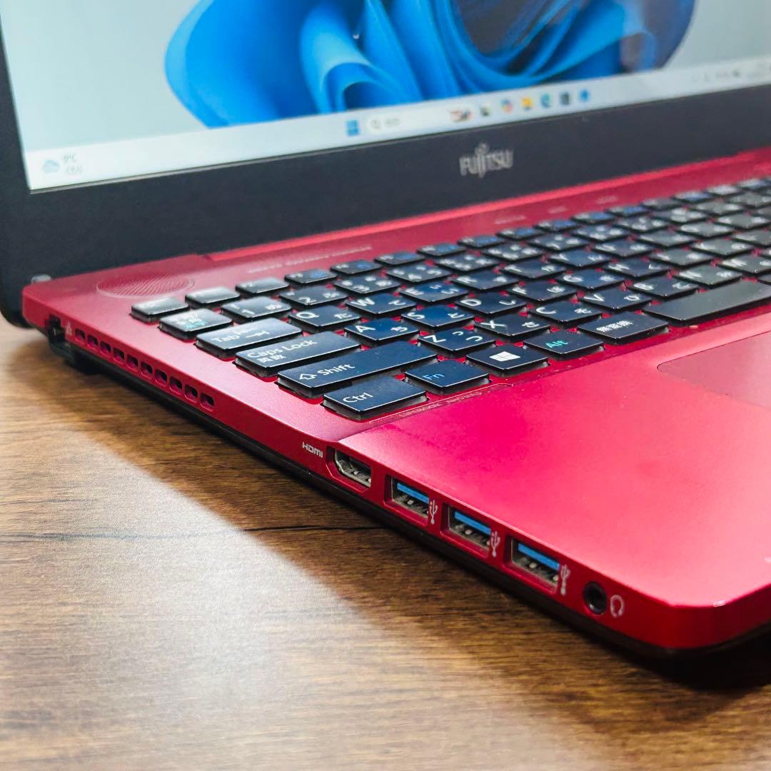 SSD1TB★corei7★16GB★ Windows11ノートパソコンオフィス