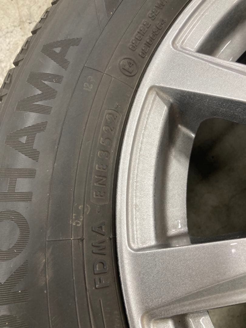 ヤリスクロススタッドレス205/60R16 ホイールセット 16インチ