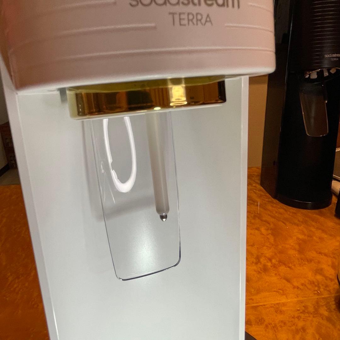 ※限定品※ ソーダストリーム　TERRA 満タンシリンダー2本　1Lボトル1本