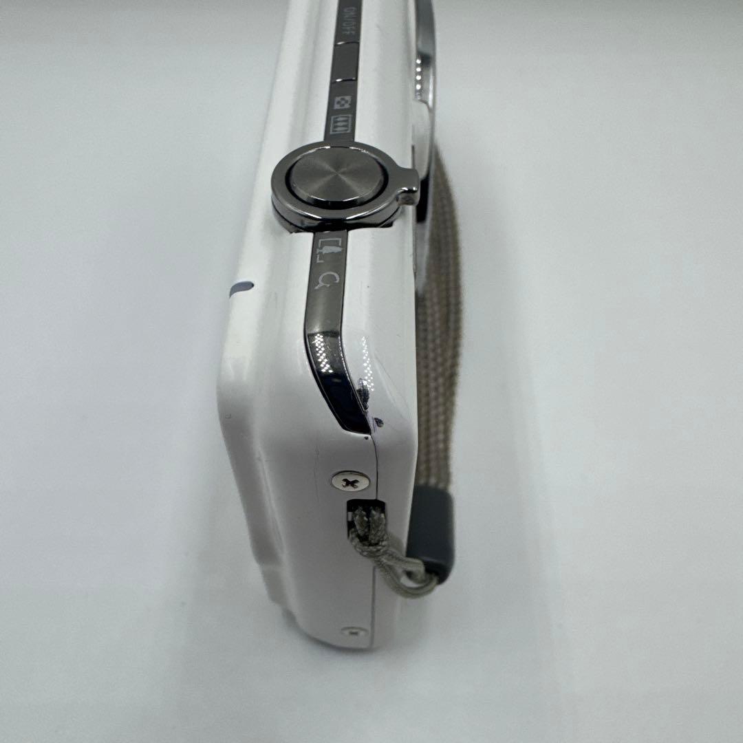 人気色 CASIO EX-Z31 ホワイト 動作確認済 コンデジ