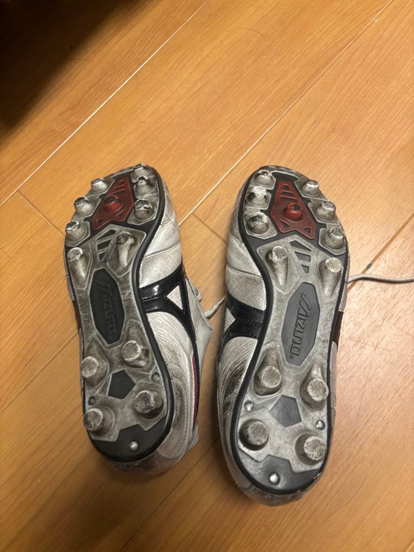 ミズノ モレリア　スパイク