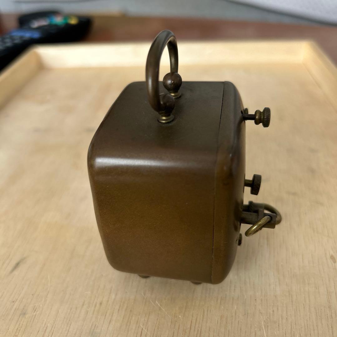 ドイツ製のヴィンテージ小型機械式目覚まし時計マウテ (Mauthe) 稼働