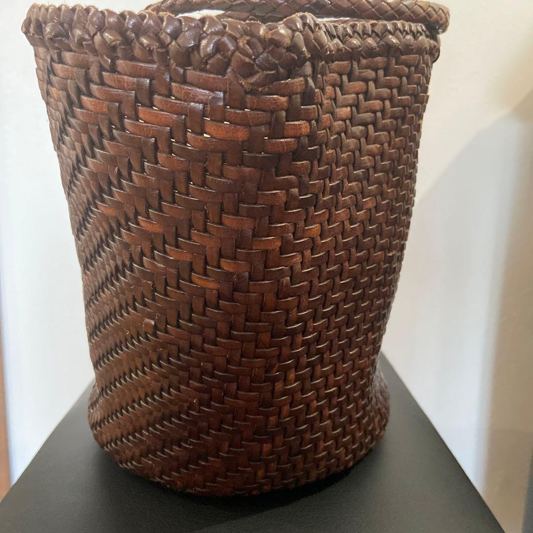 ダークブラウン 編み込み ハンドバッグ