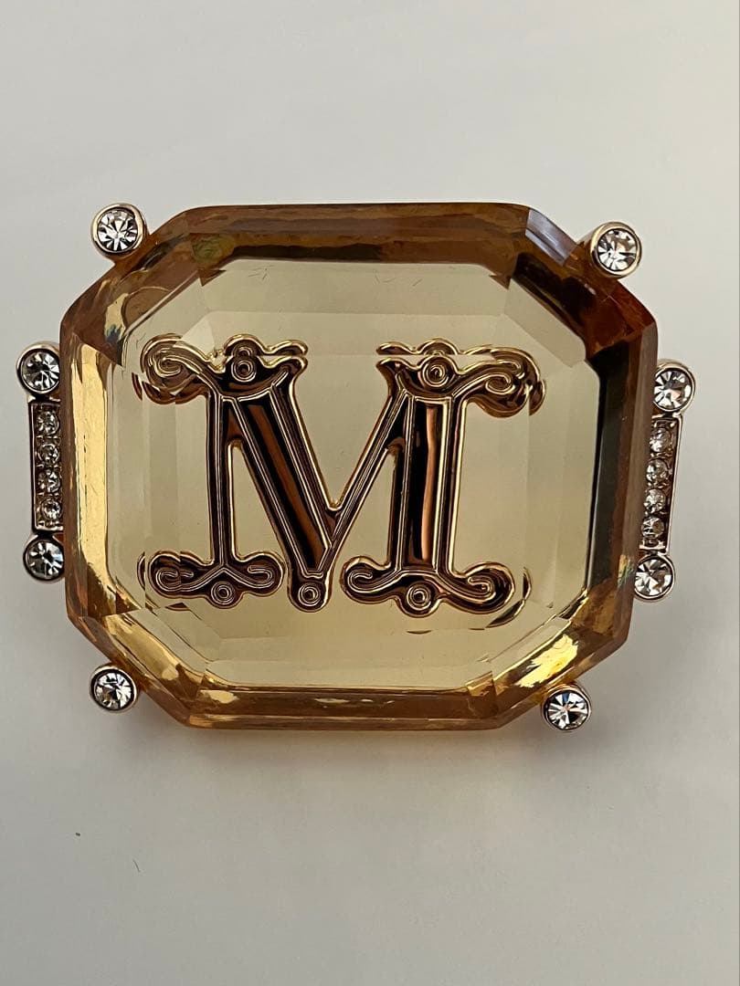 Max Mara Glassy Brooch クリスタル ブローチ Mロゴ