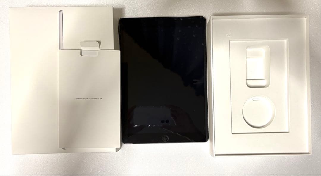 美品 アップルストア購入品 iPad 第9世代 Wi-Fi シルバー[64GB]