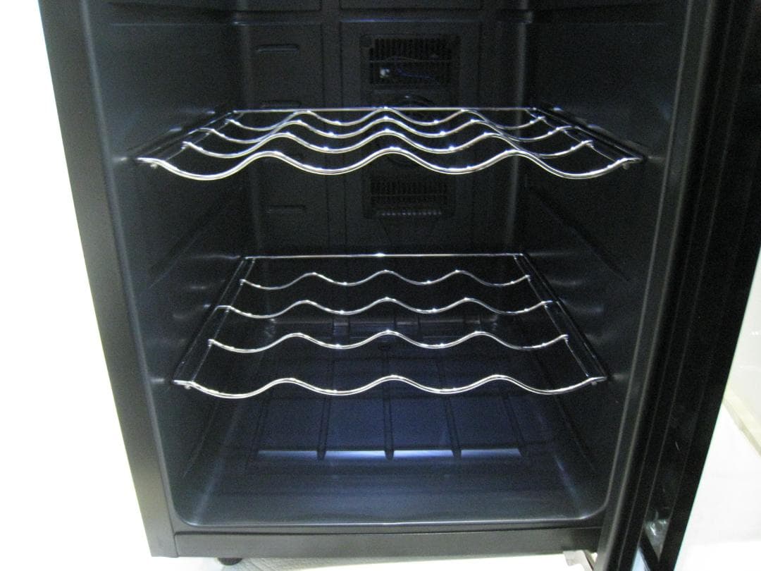 【送料無料】 ワインセラー 78L LED照明 コンポジット a04882