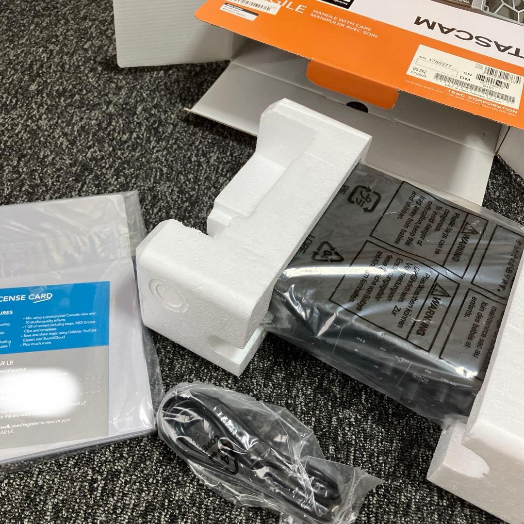 新品未使用　TASCAM US-2x2 USBオーディオインターフェース