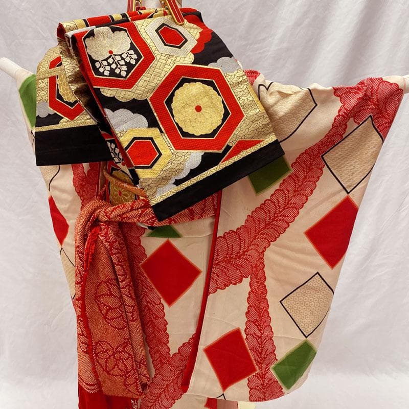 510ag49◎七五三 七歳 女児 アンティーク着物&丸帯 総柄 薄香色◎