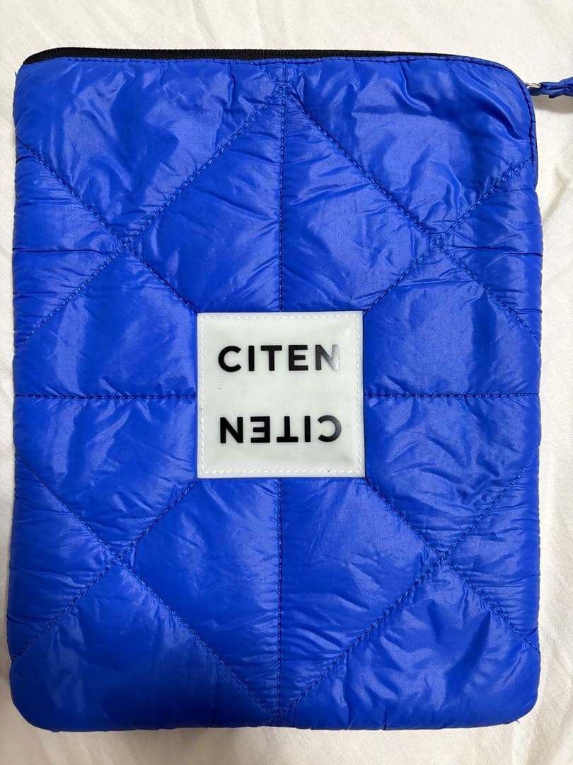 iPad(第10世代)Wi-Fi モデル 64GBその他備品セット