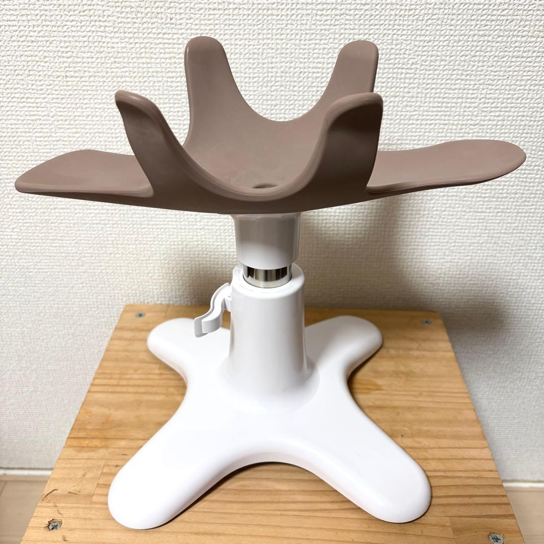 サムソン・サロン　ペット専用の美容チェア