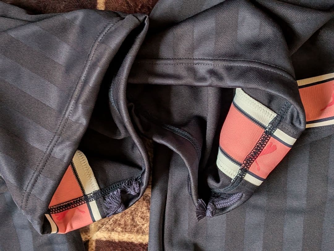 【未使用・タグ付き】プーマジャージ下のみ Oサイズ ネイビー×ピンク