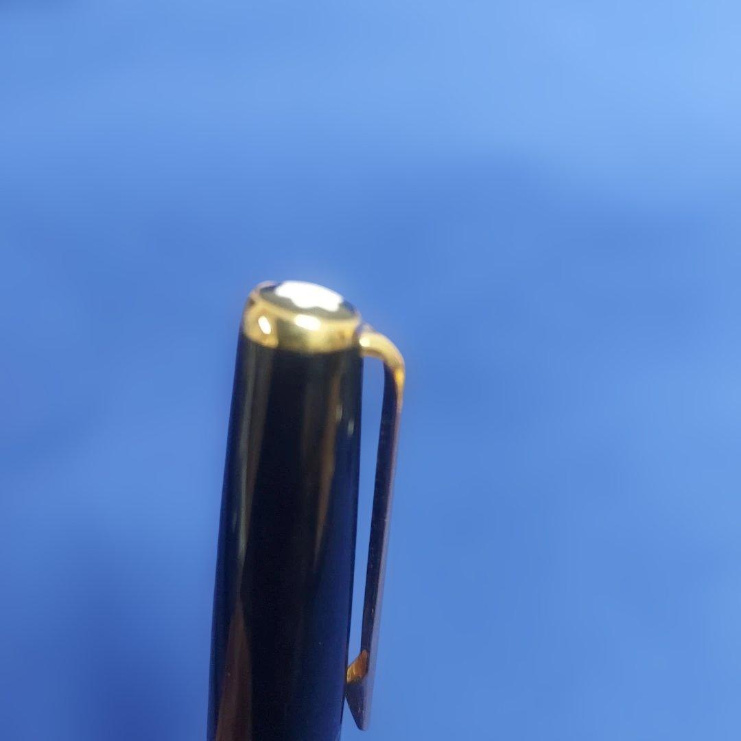 【未使用】Mont Blanc　ＣＬＡＳＳＩＣ　万年筆　ペン先１４K５８５　EF