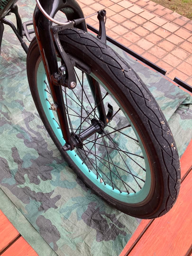 ビアンキ LECCO 黒