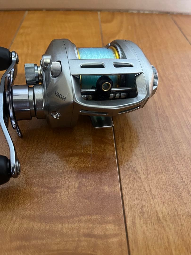 美品 Daiwa ベイトリール alphas 150H ダイワ ケース付き