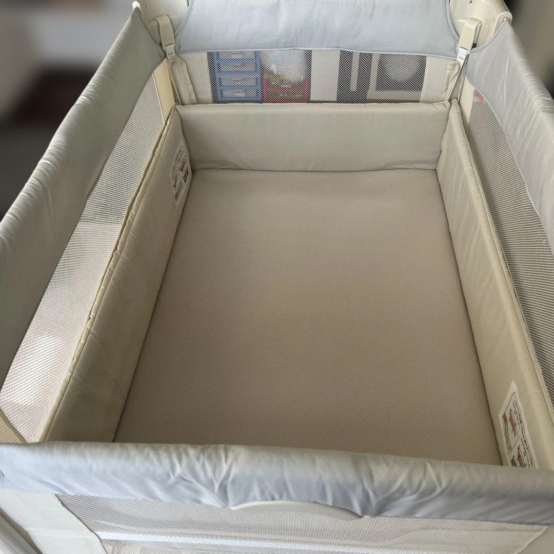 Apricaココネルエアー AB ホワイトグレー　取扱説明書・収納袋付き