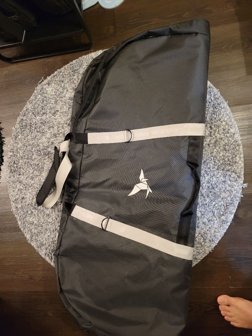 車輪掛け、ハンドルグリップ、自転車持運びカバー、ツェーン