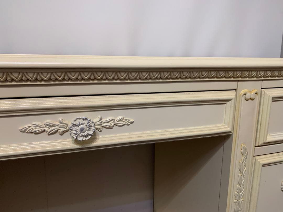 ジェシカ マクリントック 白　家具　デスク　机　輸入アンティーク ホワイト