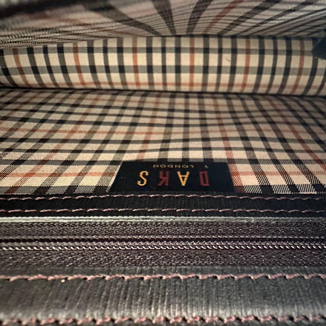 新品未使用　DAKS 本革　レザー　黒　セカンドバッグ　クラッチ　ダレス　日本製