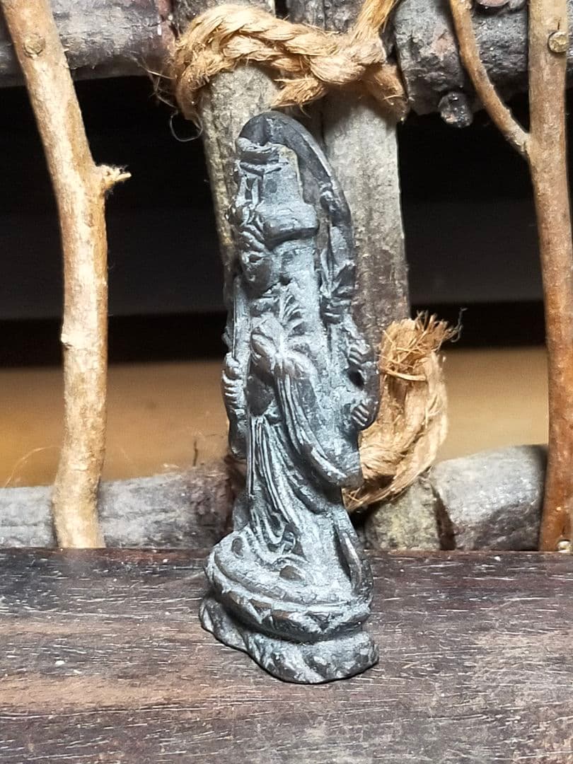 ♥とても古い　銅製　仏像　虚空蔵菩薩　十体　木箱付き　観音像　観音様　骨董