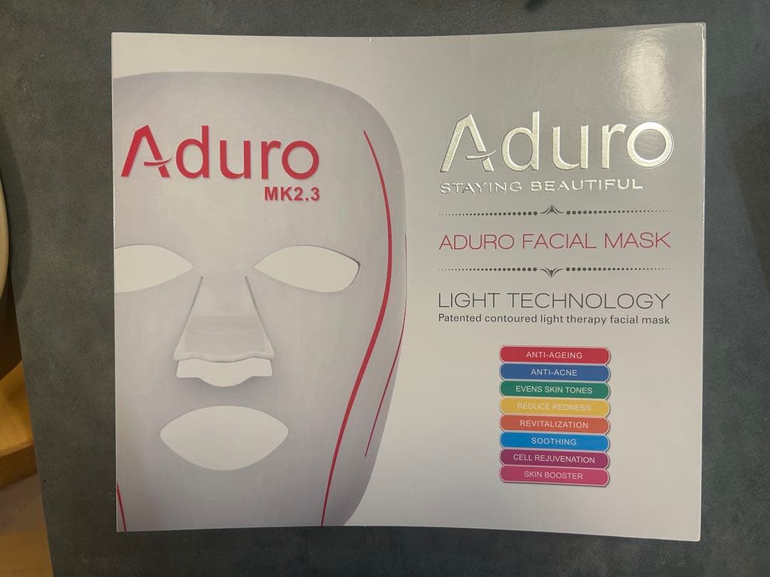 Aduro LED美顔器　ADURO アデューロ7＋1 LEDフェイスマスク