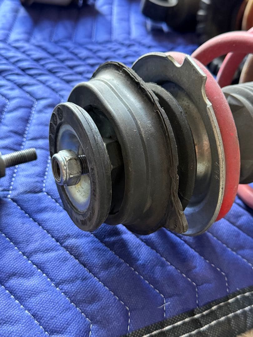 アバルト595コンペティツィオーネ 純正KONI & Eibachサスペンション