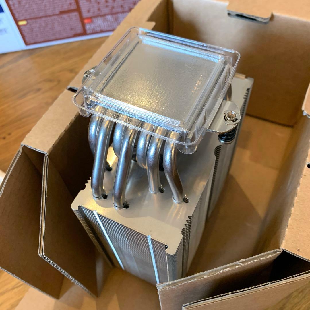 値下 美品 Noctua NH-U12A 120mm CPUクーラー