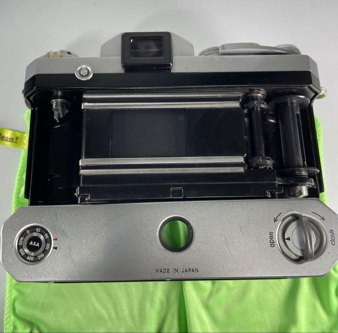 SALE[中古美品]ニコンＦ　アイレベルニッコ-ルSオ-ト1：1.4 50mm付