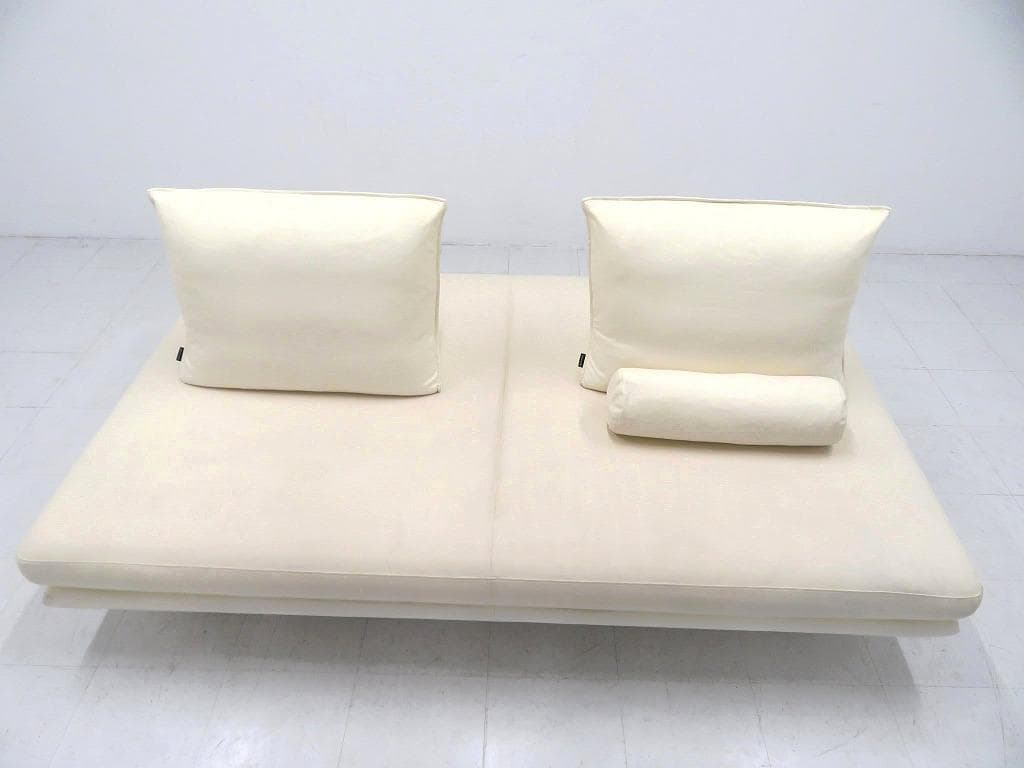 展示品　リーンロゼ　プラド　3人掛けソファ　トリプルソファ　モダン　デイベッド