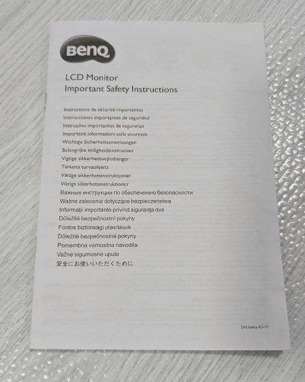 BenQ モニター GW2780/27インチ（台座なし、モニターアーム付き）