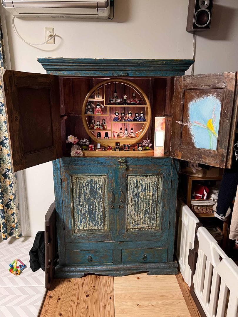 フランスアンティーク 鳥の絵が隠れたブルーキャビネット ／ 飾り棚 収納棚